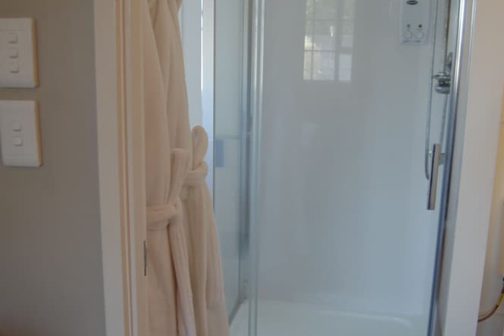 Room 6 of 20