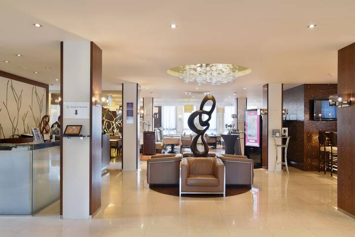 Hotel Lobby