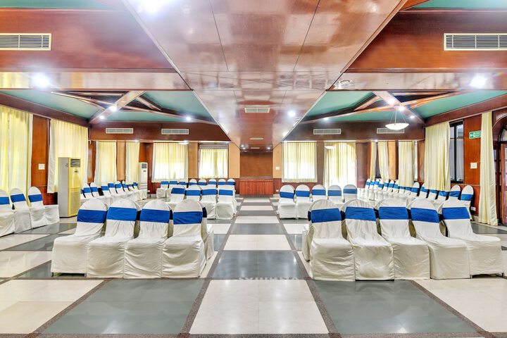 Ballroom/Hall 51 of 65
