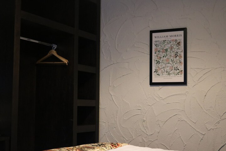Room 15 of 43
