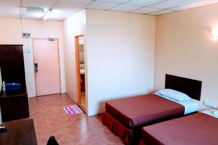 Room 14 of 31