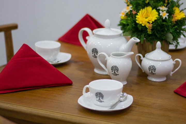 Breakfast/Coffee Service 28 of 47
