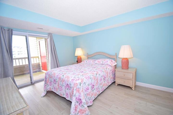 Room 2 of 17