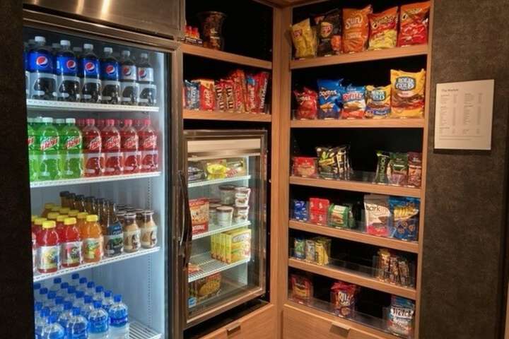 Snack bar