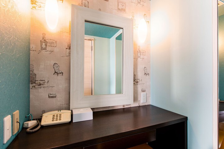 Room 17 of 72