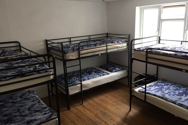 Boonkeys Surf Lodge - Hostel