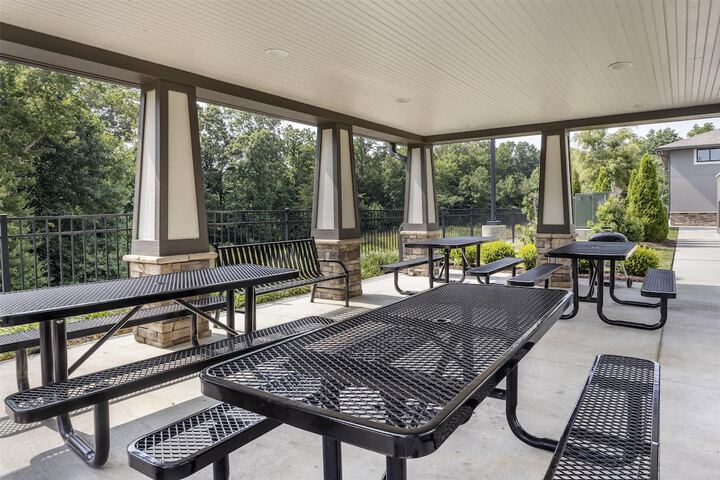 BBQ/picnic area