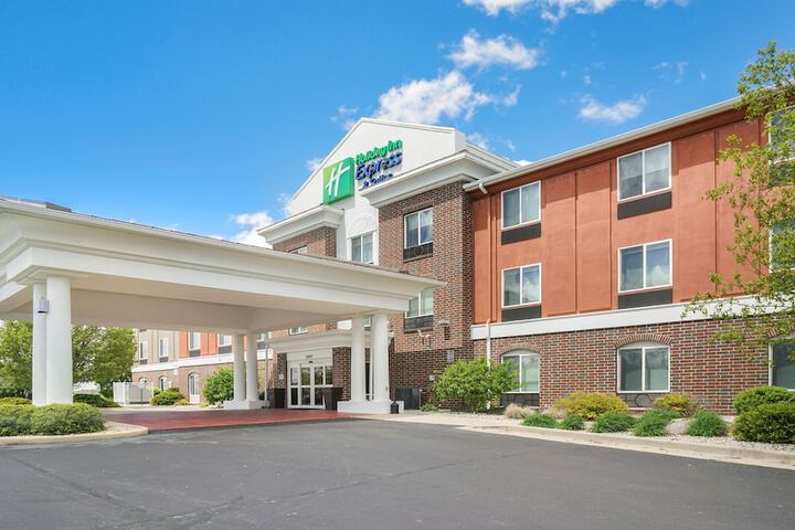 Hotel 27 of 28