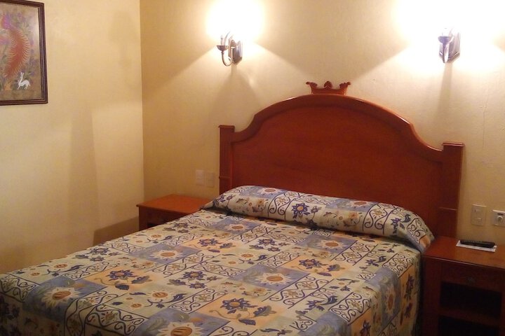 Room 2 of 50