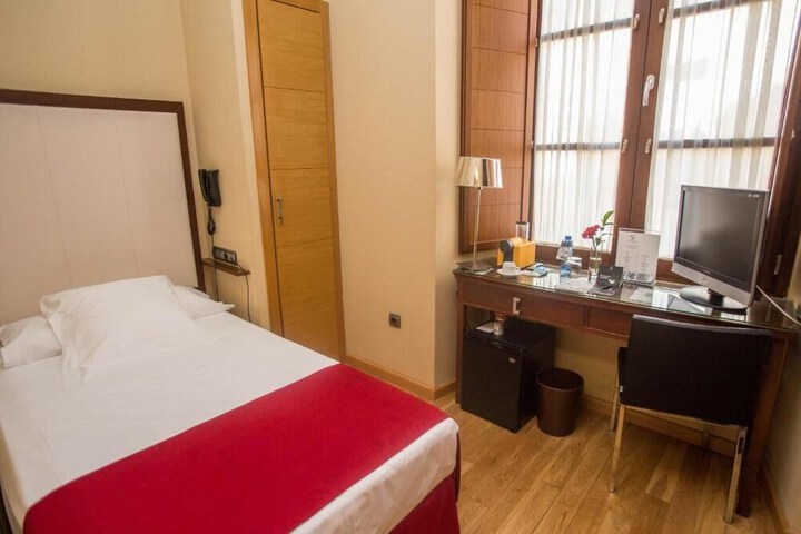 Room 20 of 105