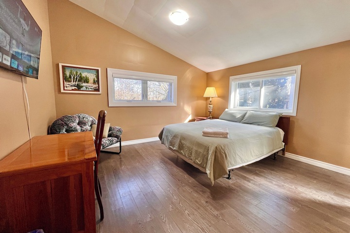 Newly Renovated Home in Central Aurora