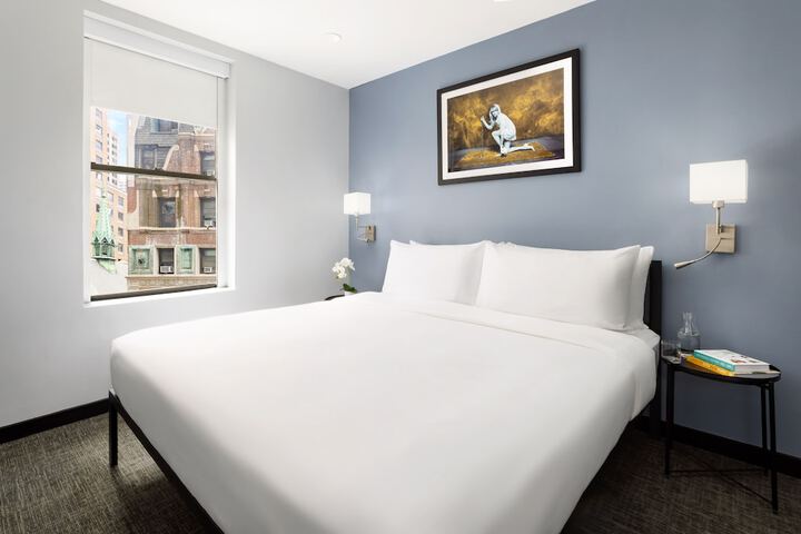 1 Queen Bed (18 of 24)