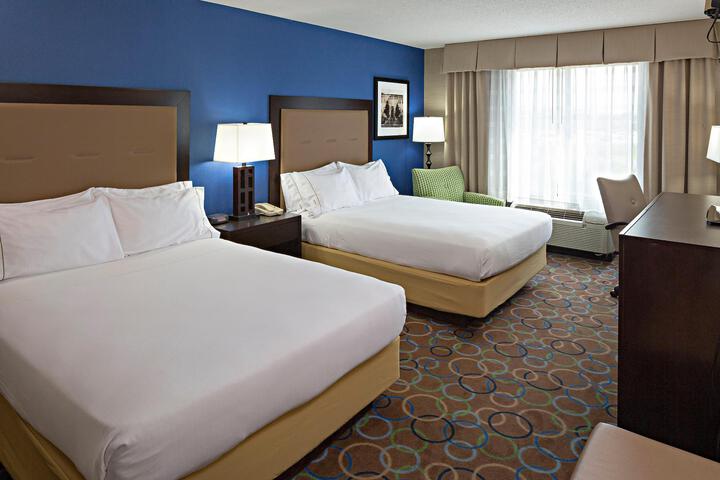 Standard Room, King or Two Doubles (2 of 3)