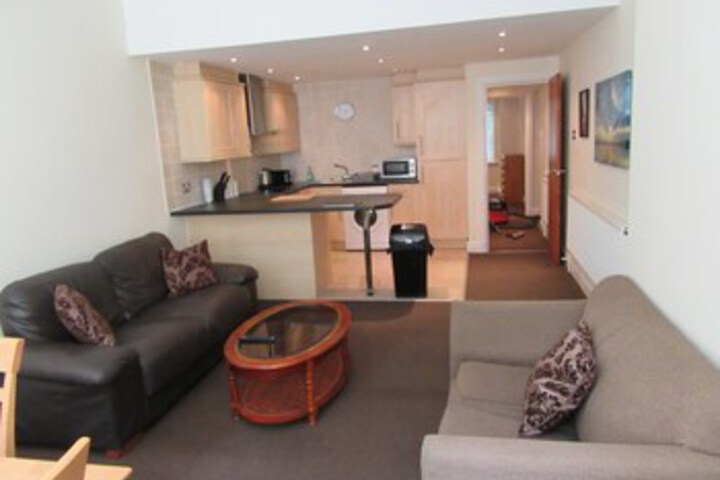 Room 8 of 15
