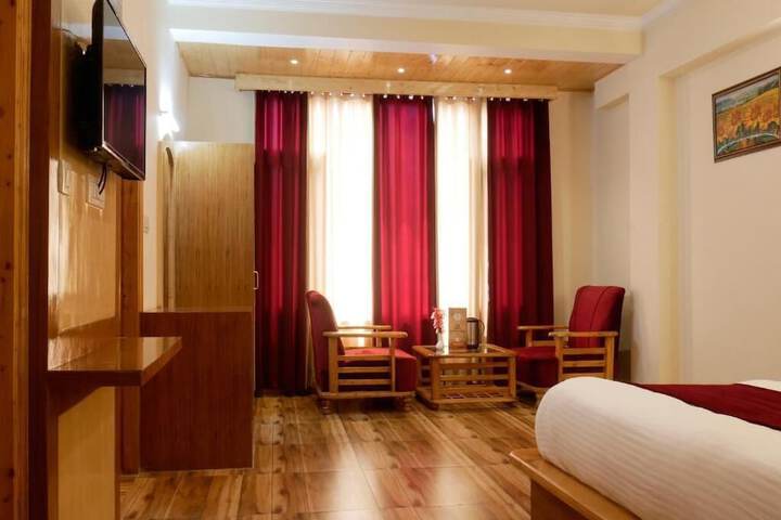 Room 5 of 48