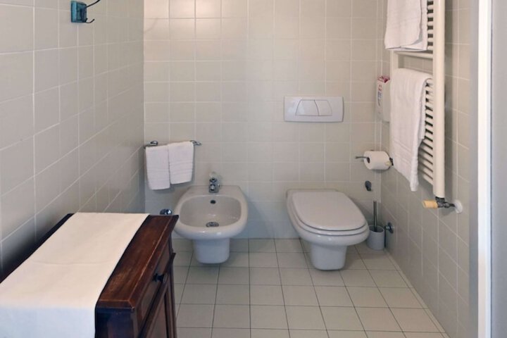 Room 26 of 36