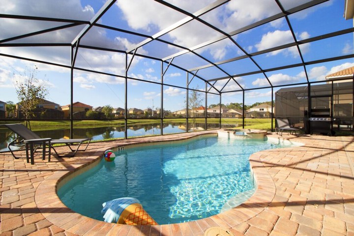 Pool 48 of 64