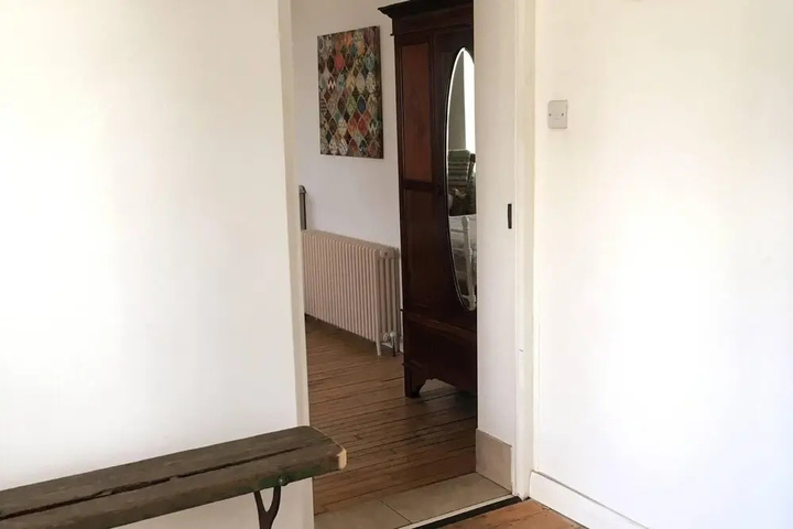 Room 2 of 14