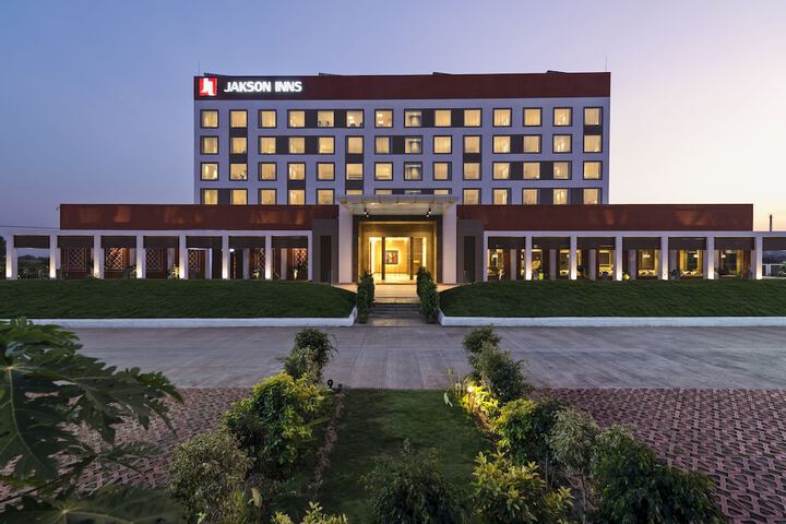 Hotel 37 of 38