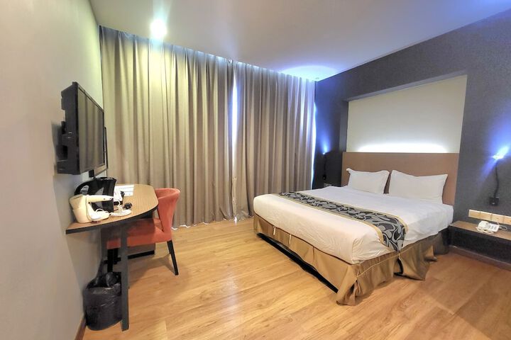 Room 17 of 55
