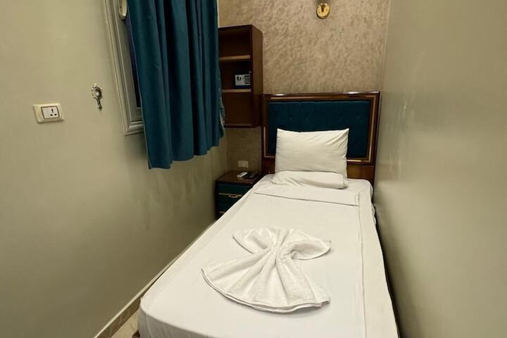 Room 43 of 137