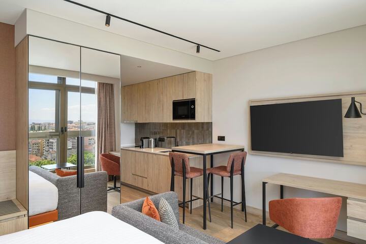 Room 40 of 56