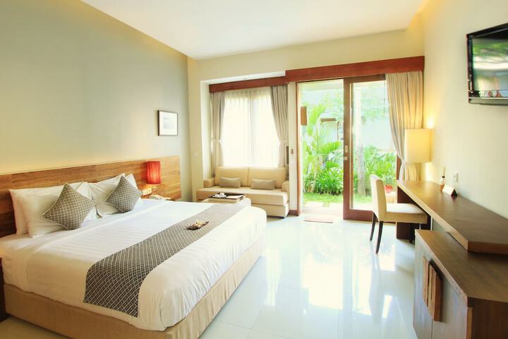 Room 4 of 53