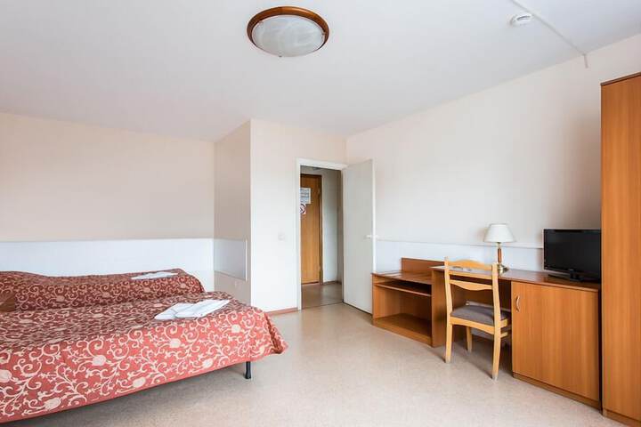 Room 15 of 45