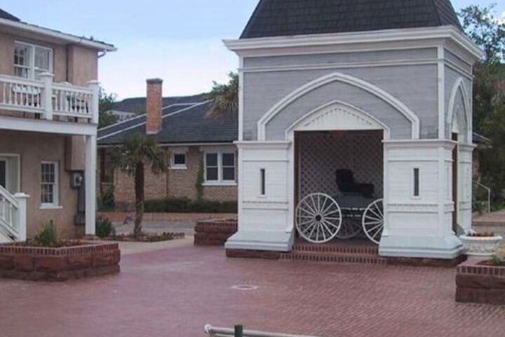 Photo of GREEN GATE VILLAGE HISTORIC INN