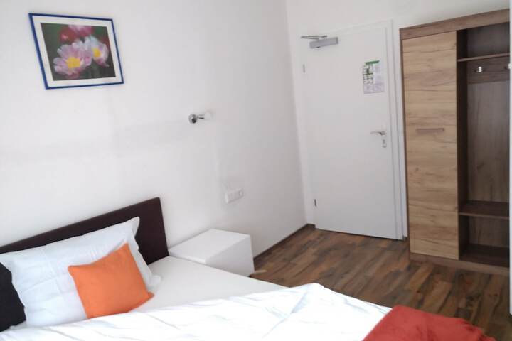 Room 32 of 56