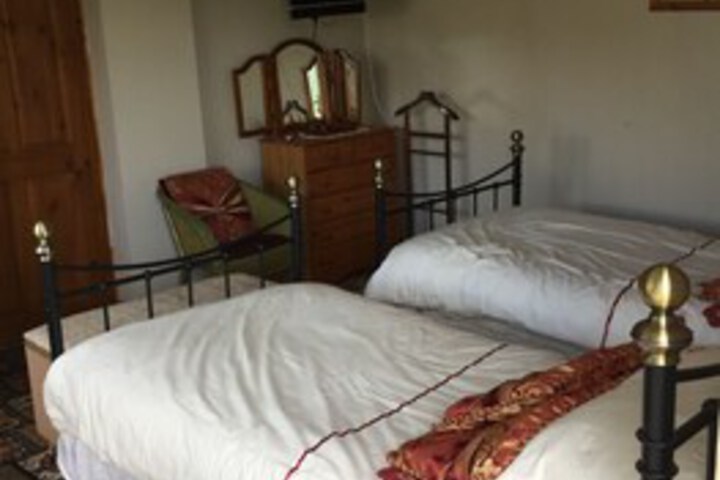 Room 16 of 33