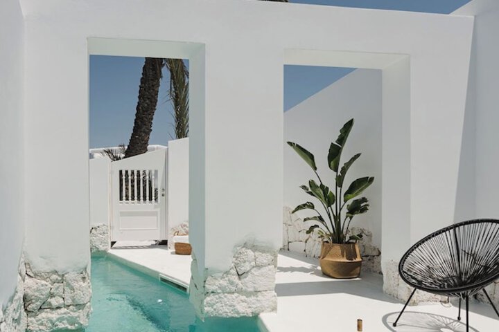 Pool 52 of 116