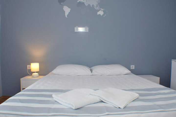 Room 2 of 23