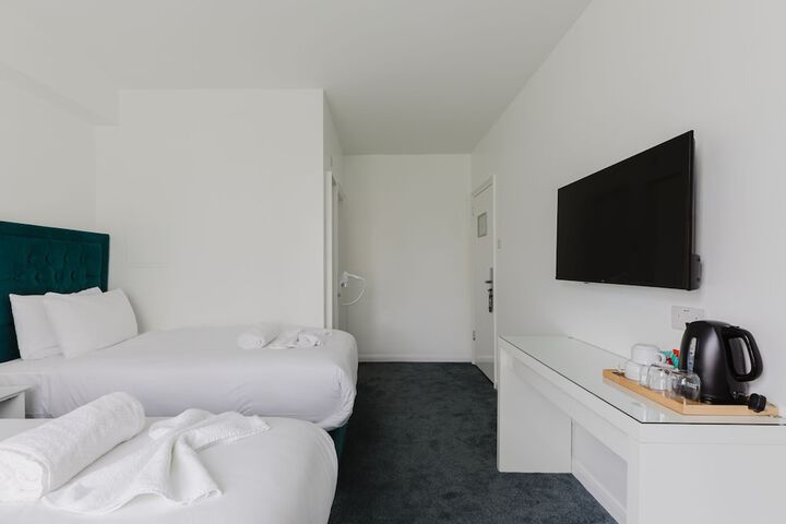 Hotel Interior 115 of 122