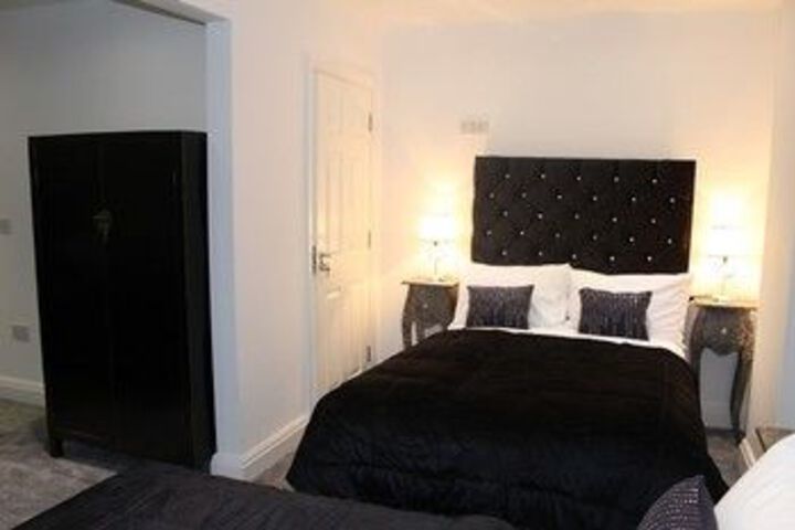 Room 6 of 29