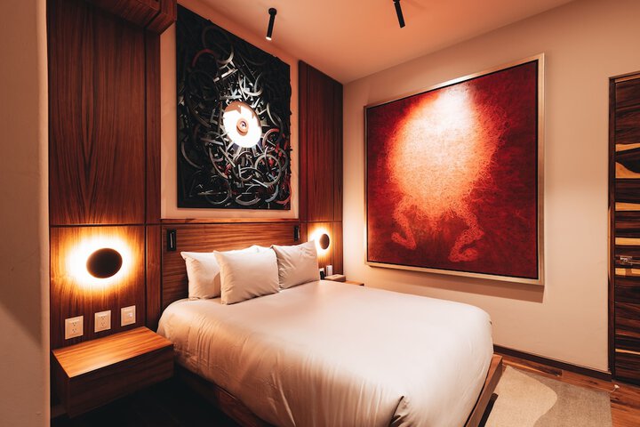 Room 4 of 78
