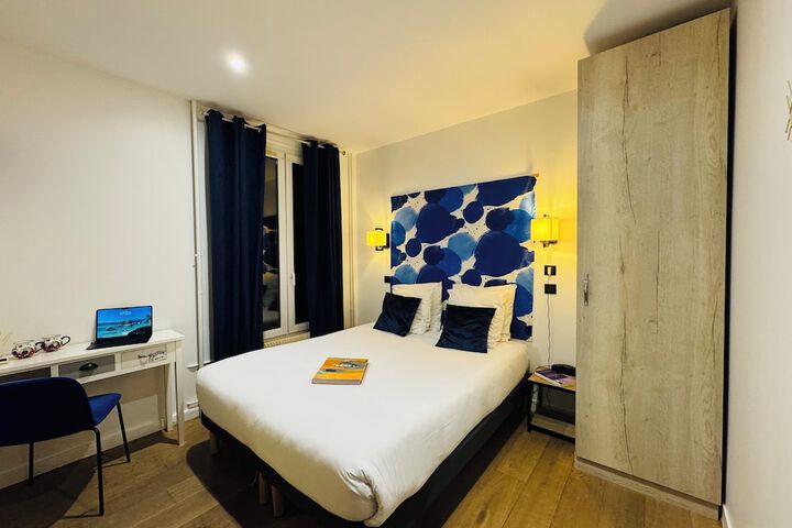 Room 12 of 29