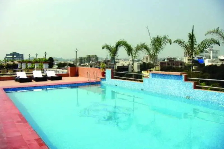 Pool 3 of 7