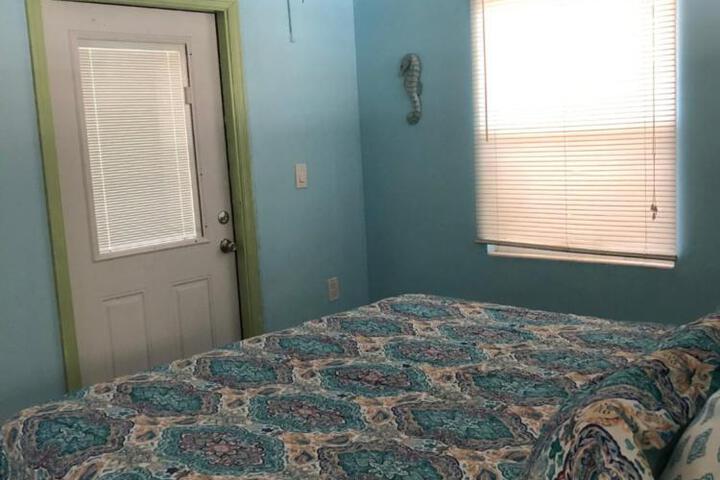 Studio with 2 Twin Beds and Sofa Bed