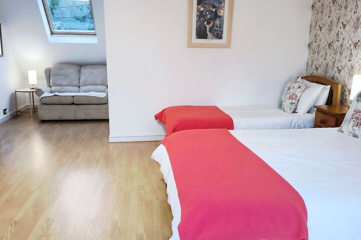 Room 4 of 53