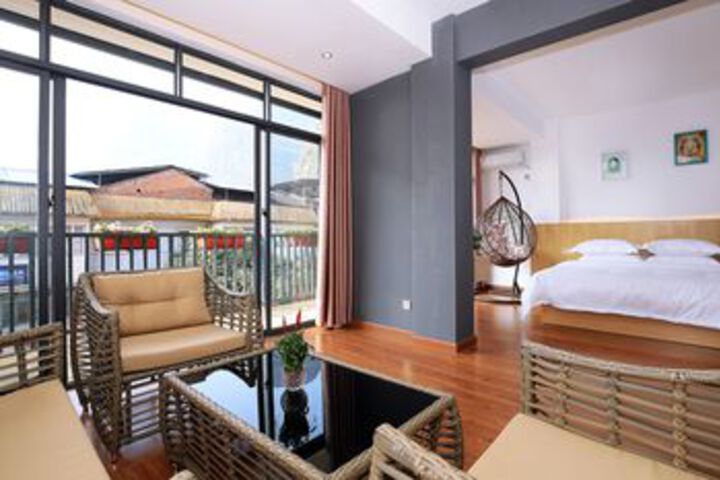 Room 15 of 25