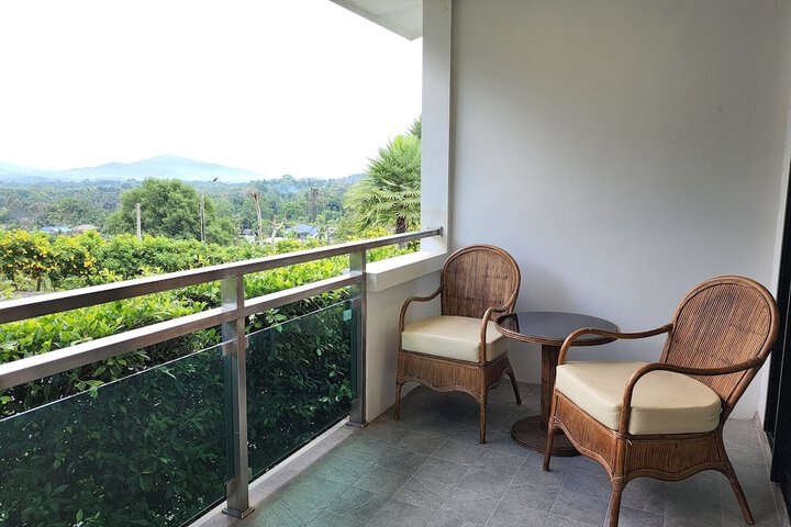 Room 15 of 30
