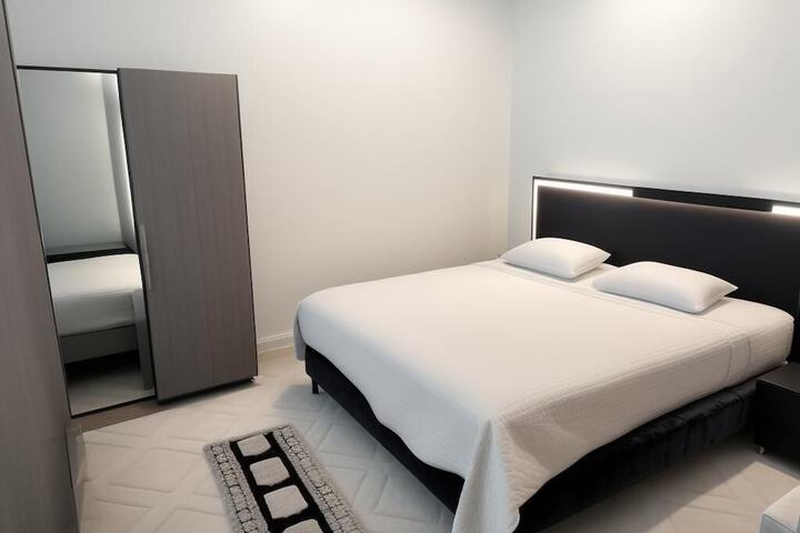 Room 3 of 14