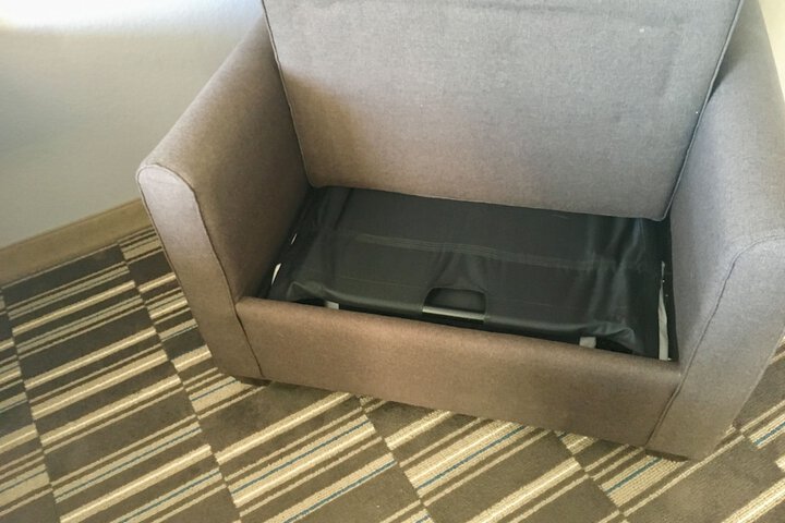 1 King Bed Accessible (12 of 15)