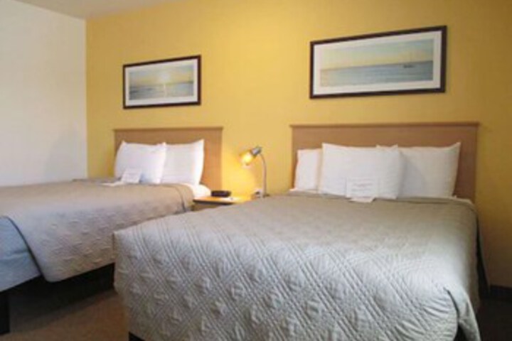 Room 73 of 102