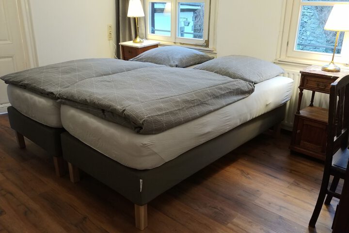Room 29 of 61