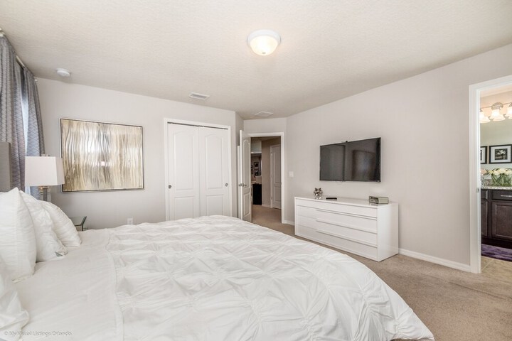 Room 4 of 55