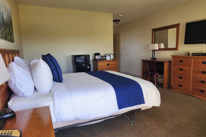 Room 3 of 19