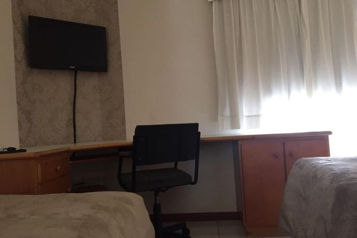 Room 8 of 35
