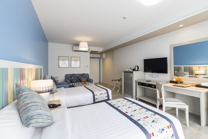 Room 4 of 35